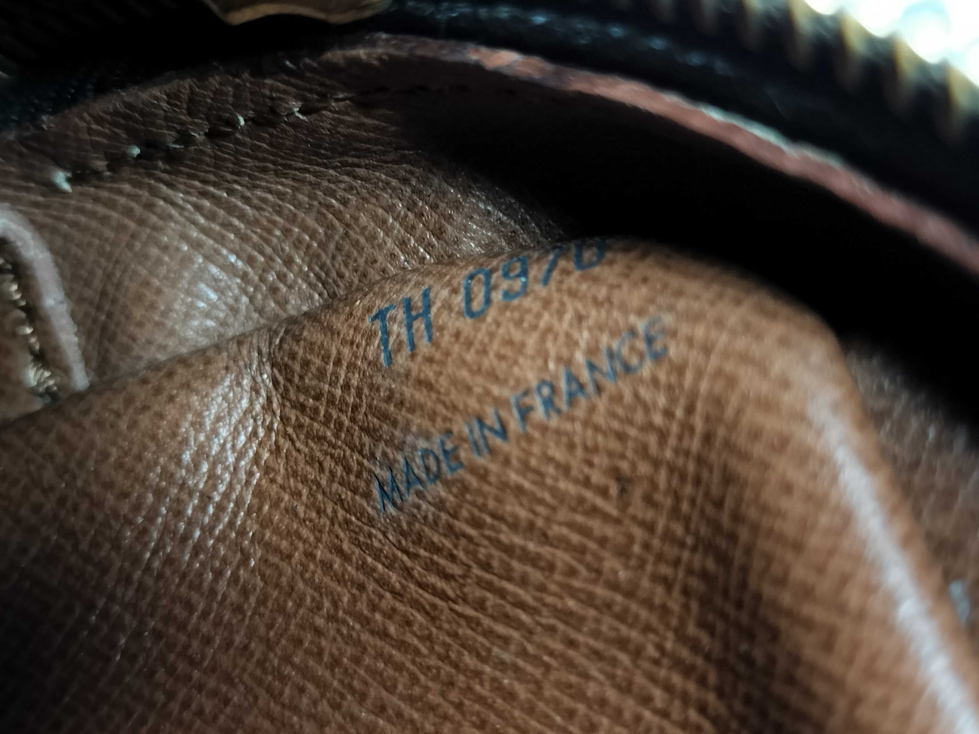 LOUIS VUITTON Monogram Jaune Fille Shoulder Bag