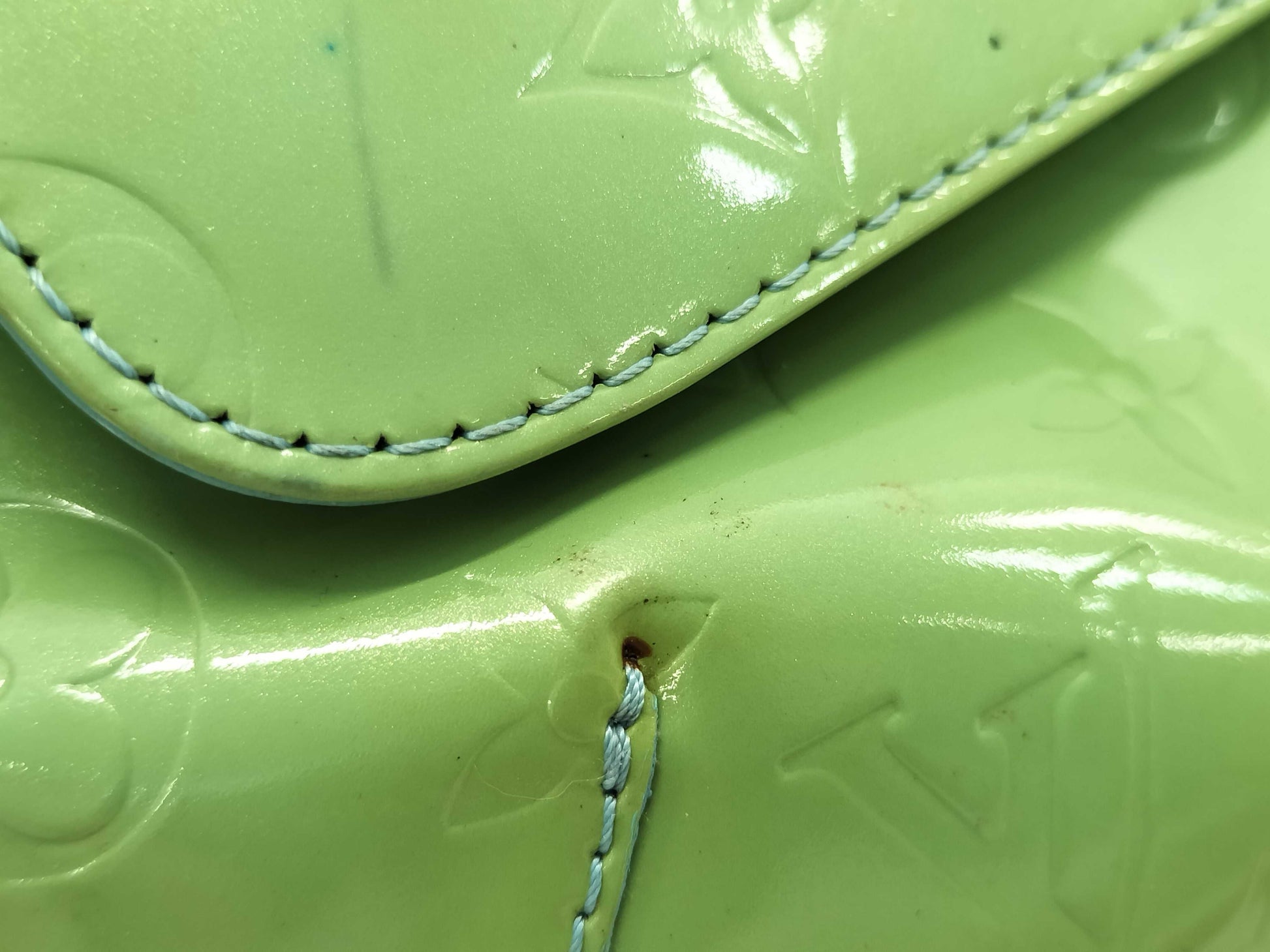 LOUIS VUITTON Vernis Thompson Street Shoulder Bag