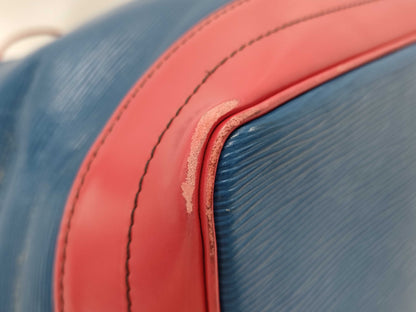 LOUIS VUITTON Epi Noe Shoulder Bag