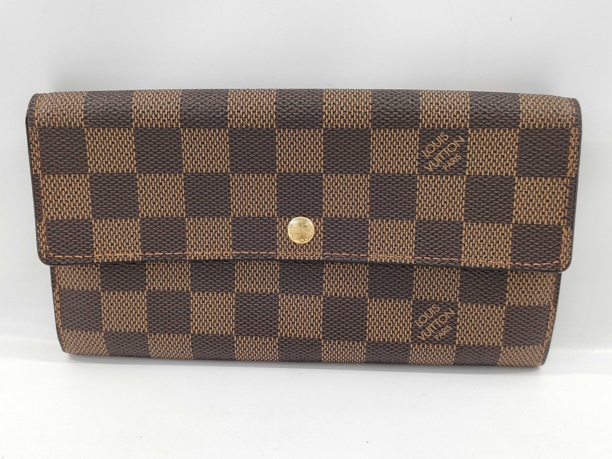LOUIS VUITTON Damier Wallet