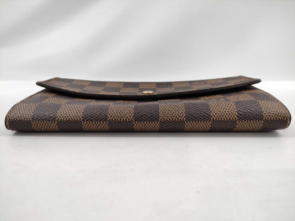 LOUIS VUITTON Damier Wallet