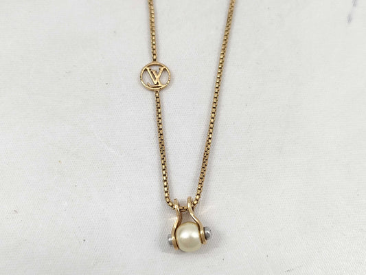 LOUIS VUITTON Pearl Necklace M68064 LE0146