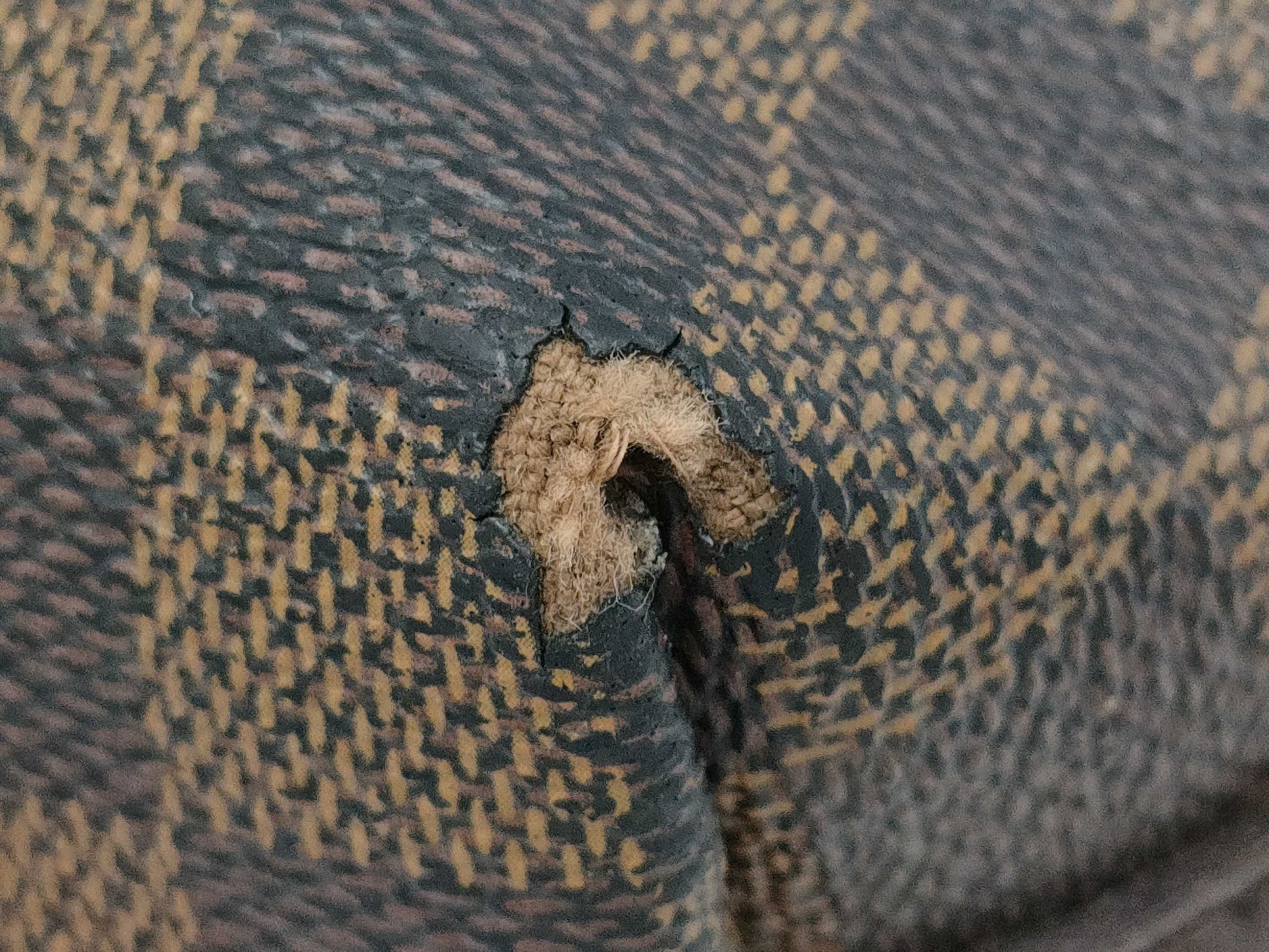 LOUIS VUITTON Damier Lovo PM Shoulder Bag