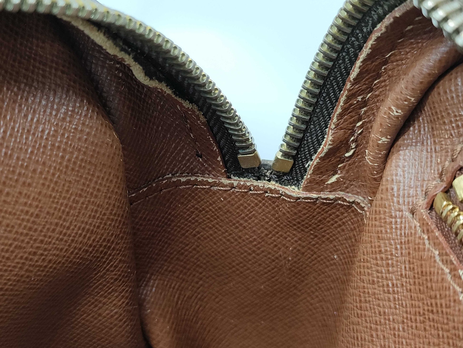 LOUIS VUITTON Monogram Trocadero Shoulder Bag