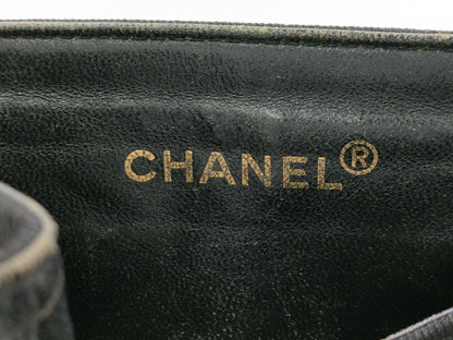 CHANEL Straw Shoulder Bag
