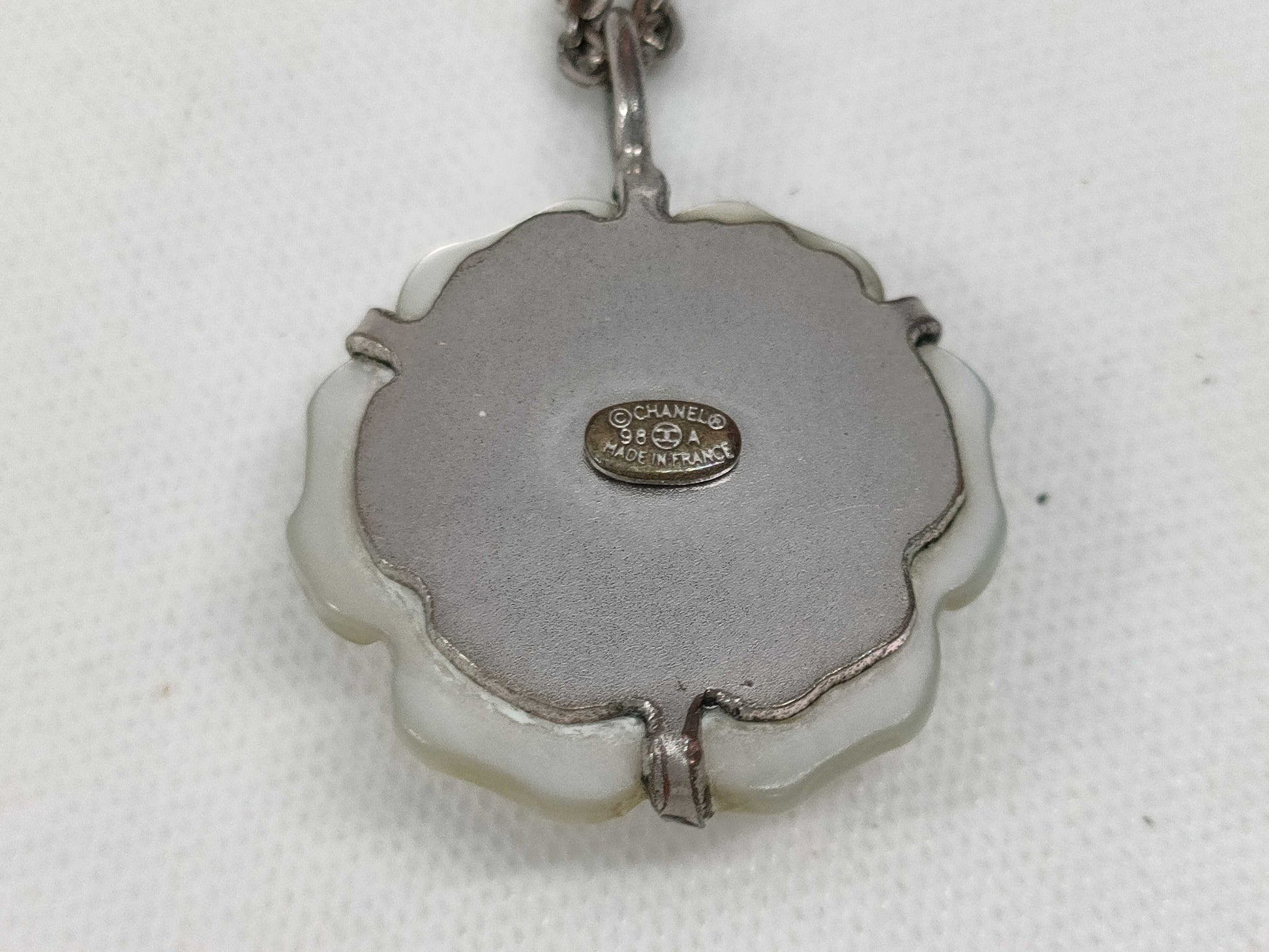 CHANEL Camellia 98 A Necklace