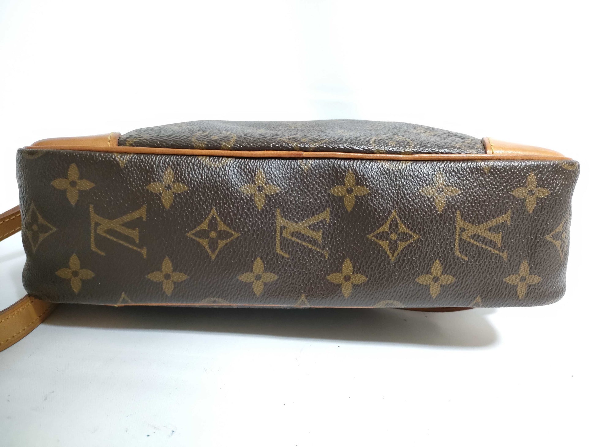 LOUIS VUITTON RFID Unverified Monogram Louis Vuitton Trocadero 27 M51274/NO0970 Dust Bag Shoulder Bag