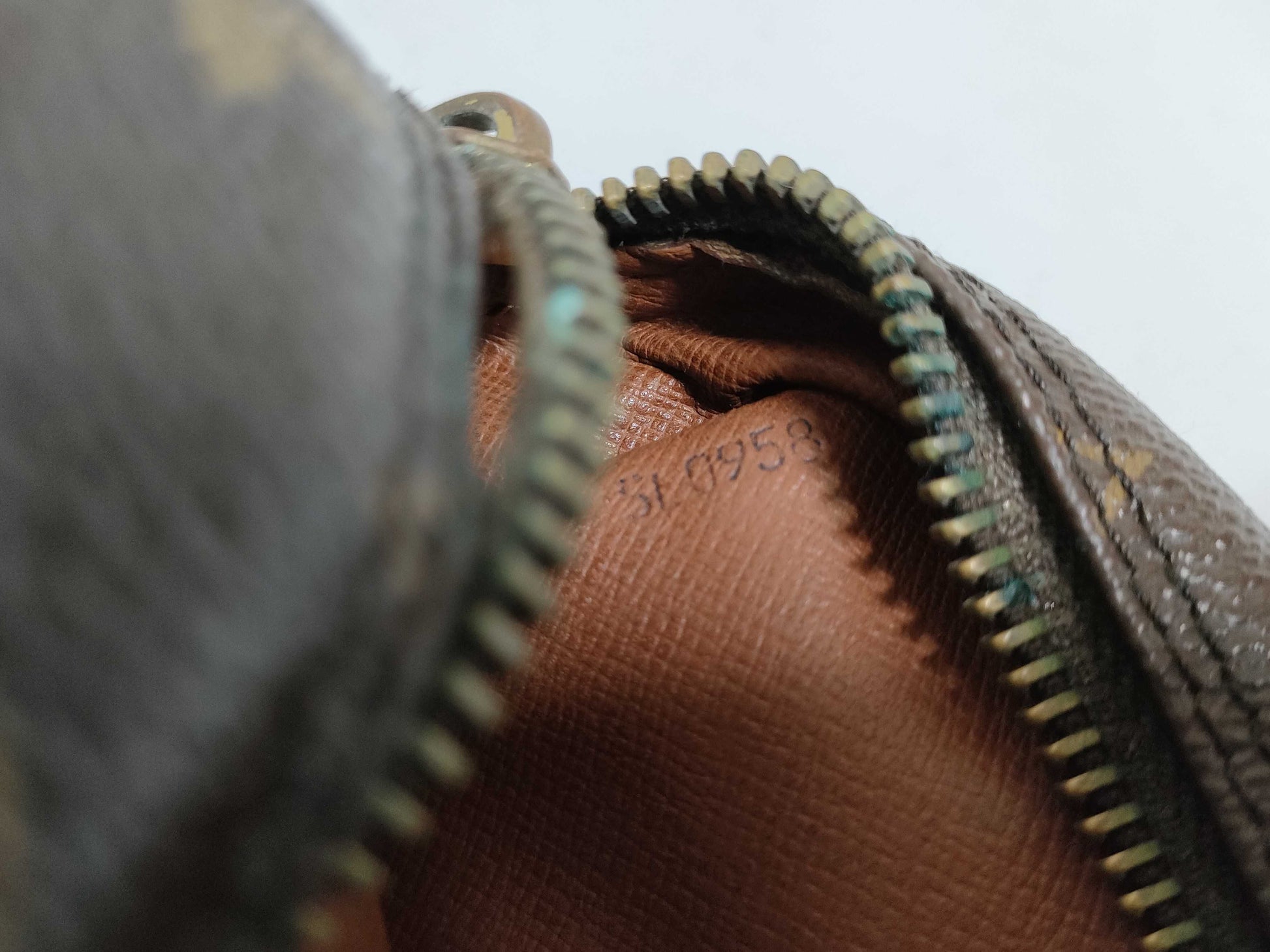 LOUIS VUITTON RFID Unverified Monogram Louis Vuitton Compiègne 28 Second Bag M51845/SL0958