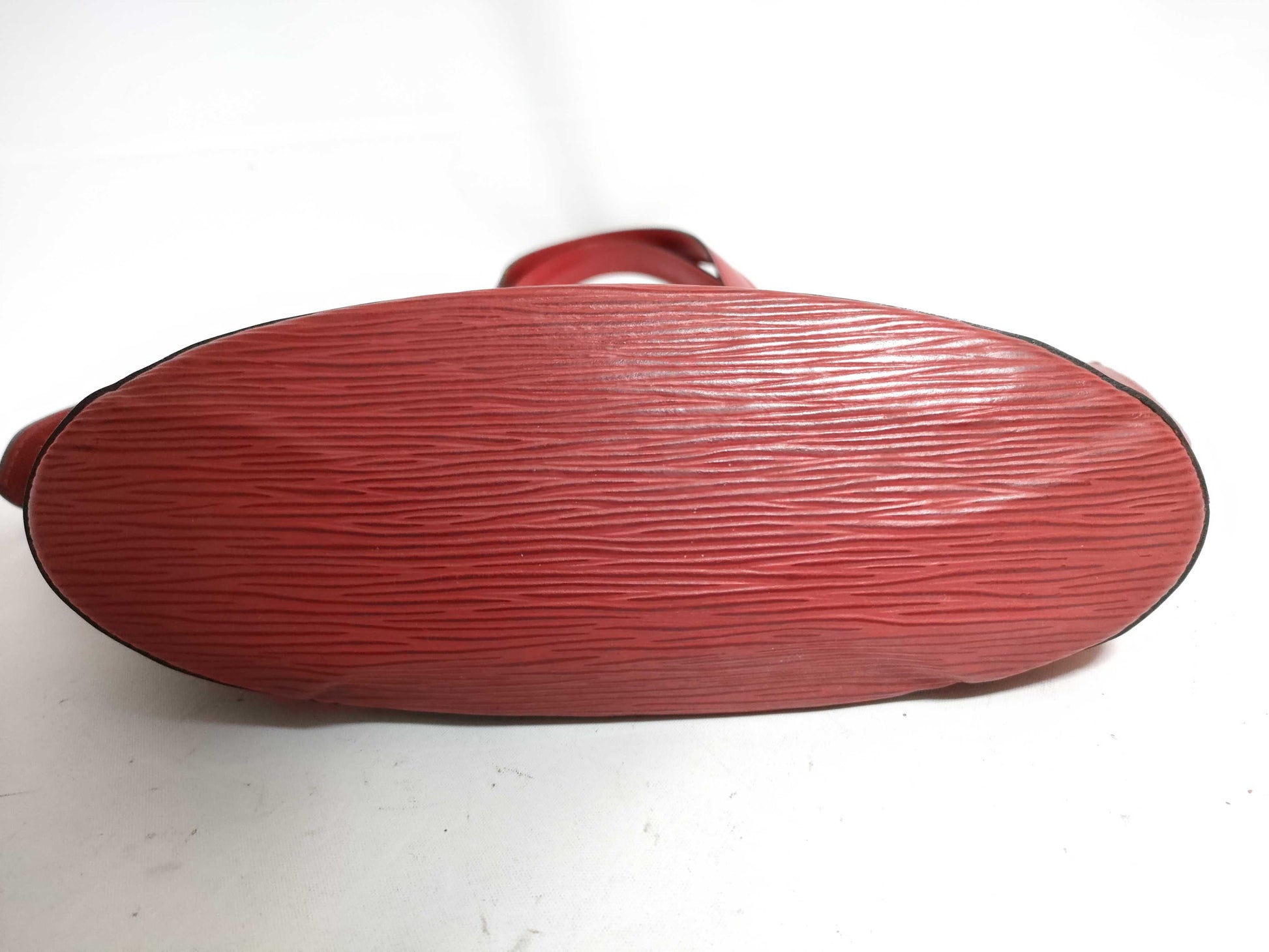 LOUIS VUITTON RFID serial number verification failed. Louis Vuitton Epi Saint-Jacques M5227/VI0945 Red Handbag.