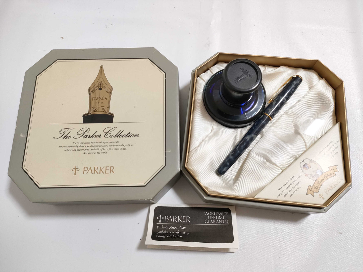 Parker Fountain Pen 18K Box Pens & Fountain Pens