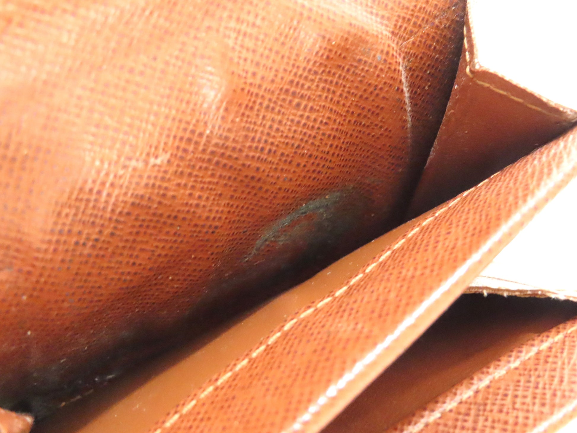 LOUIS VUITTON **** Monogram Louis Vuitton Monogram Porte Monnaie Platter M61930 Coin Case