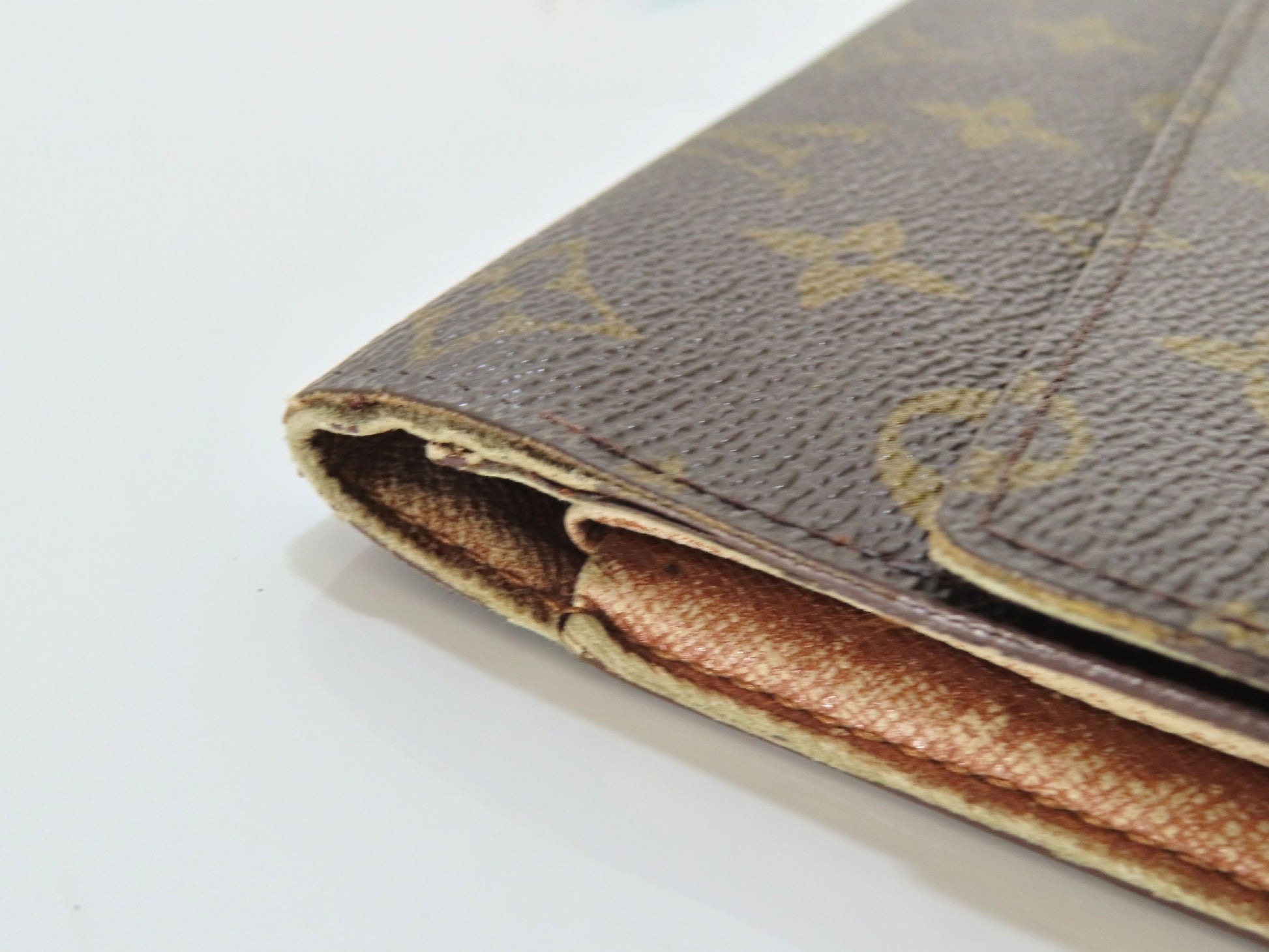 LOUIS VUITTON Monogram Louis Vuitton Monogram Portefeuille International M61217/TH0995 Wallet