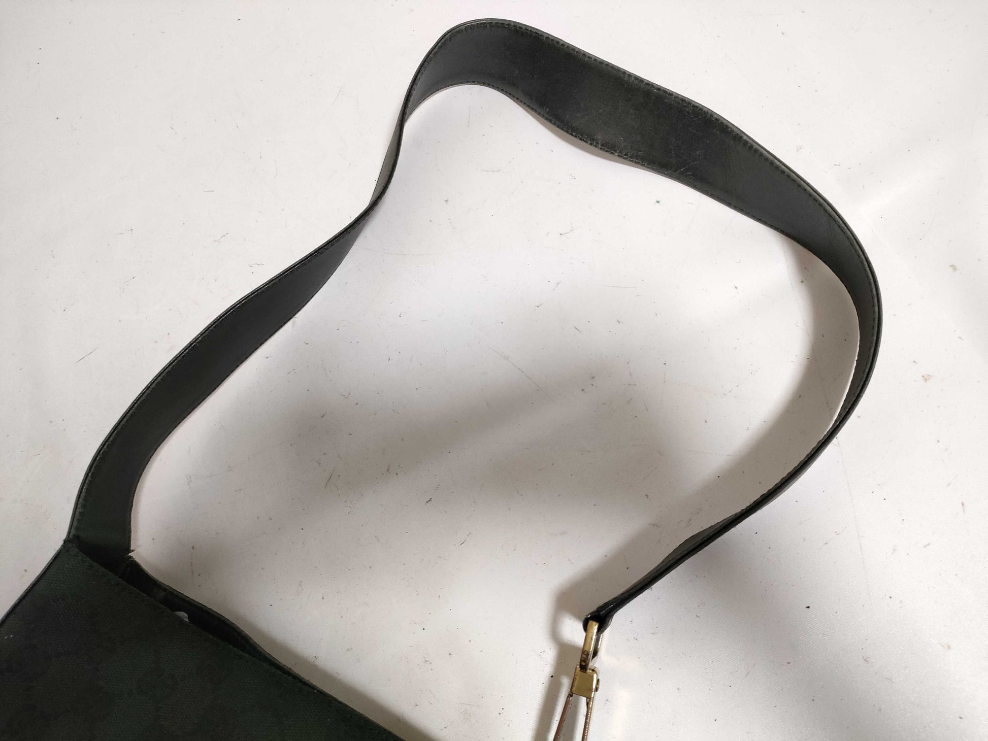 GUCCI GG Canvas Shoulder Bag