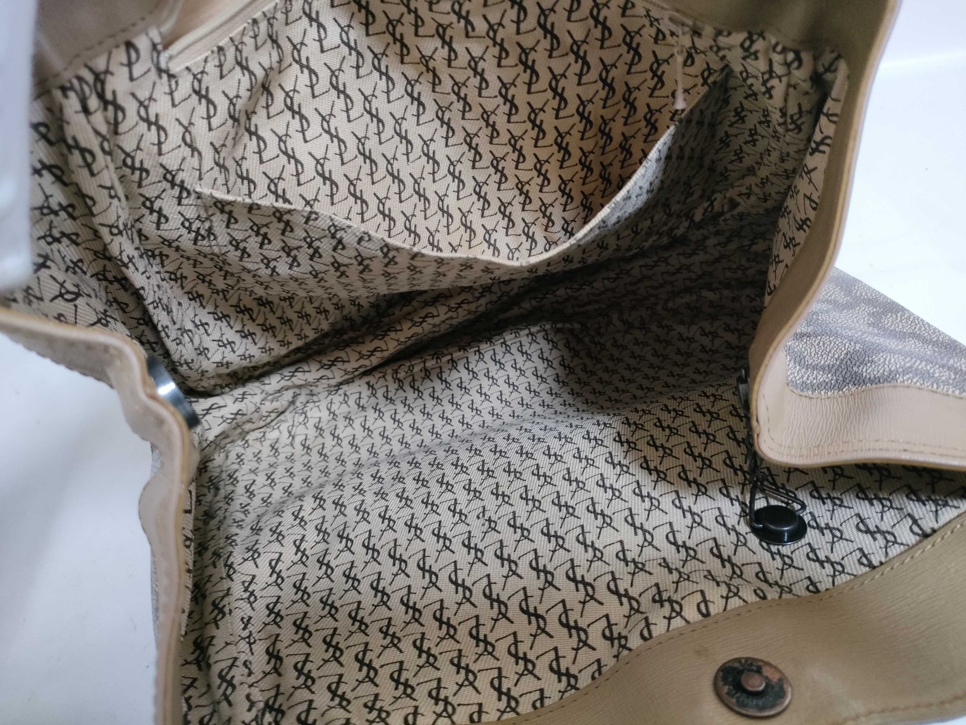 Yves Saint Laurent tote bag, dust bag, tote bag