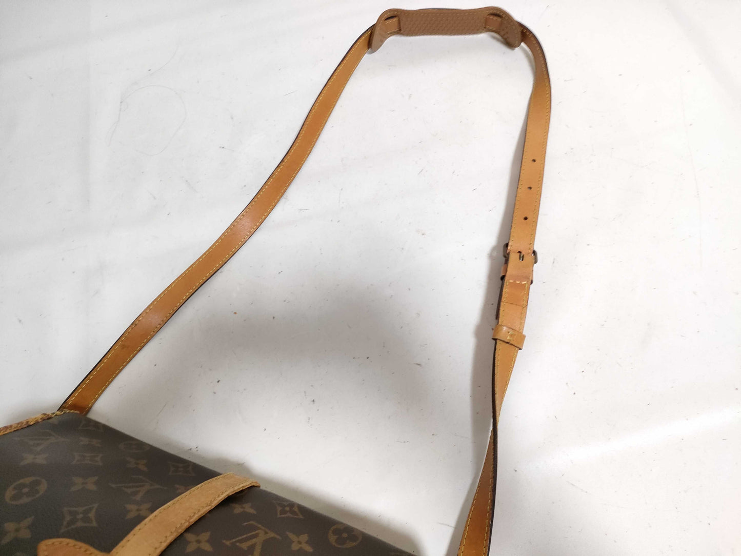 LOUIS VUITTON RFID Unverifiable Monogram Louis Vuitton Saumur 30 Shoulder Bag M42256/AR8903