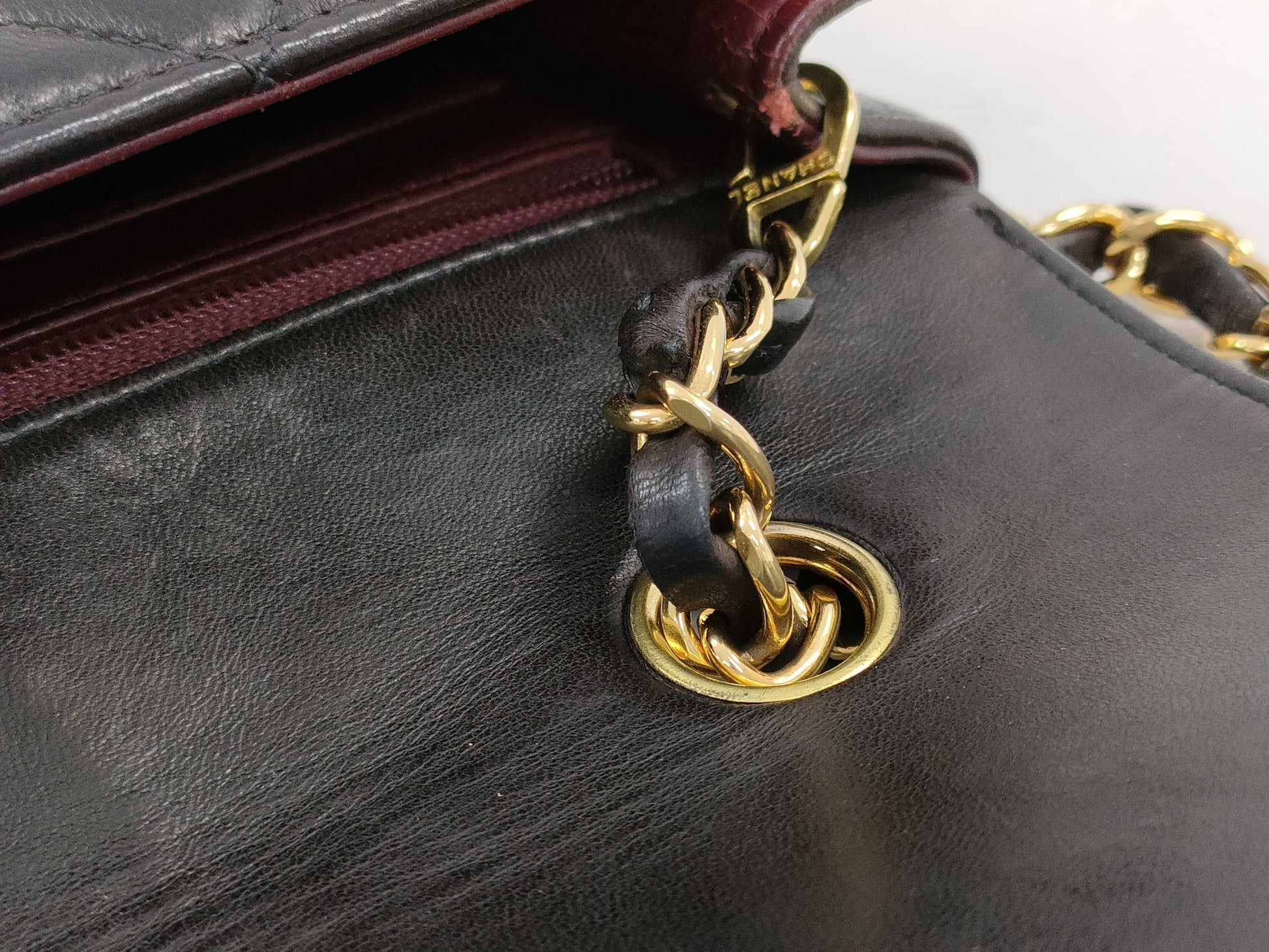 CHANEL CHANEL Diana 22 Shoulder Bag