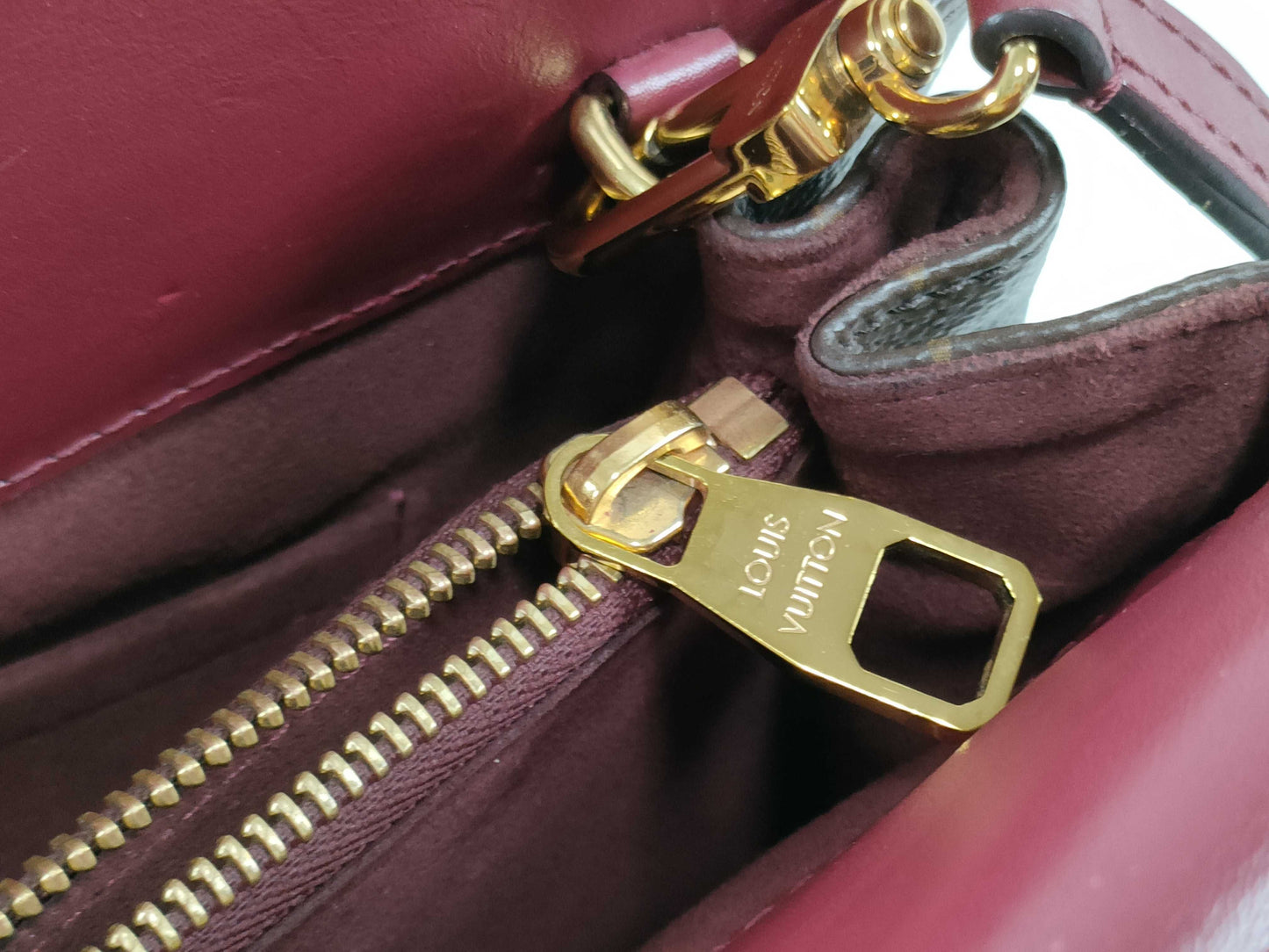 LOUIS VUITTON RFID Verified DR 5106 Monogram Venus Handbag