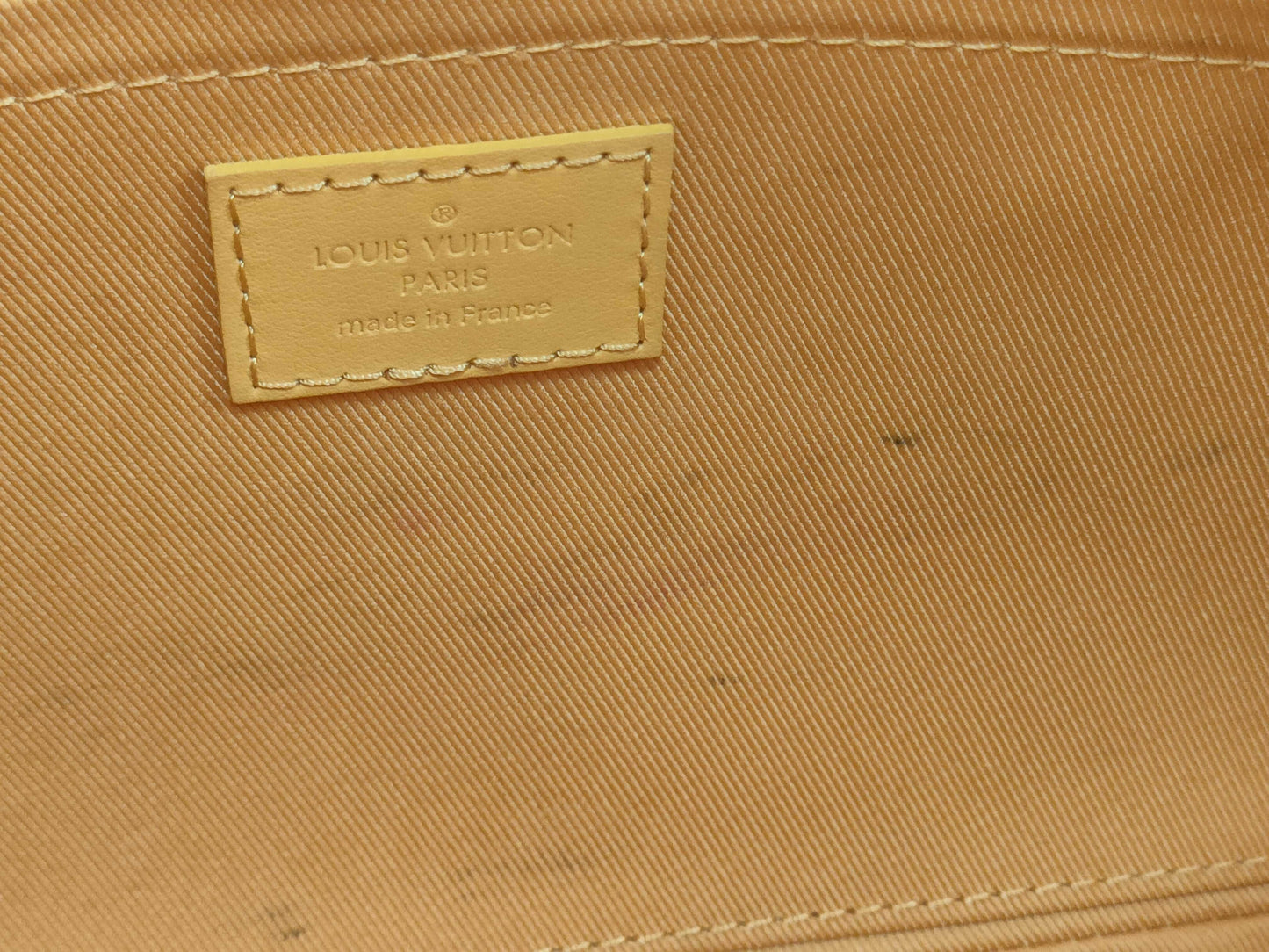 LOUIS VUITTON RFID Verified, Serial Number Unverifiable, Epi Louis Vuitton City Keepall Handbag