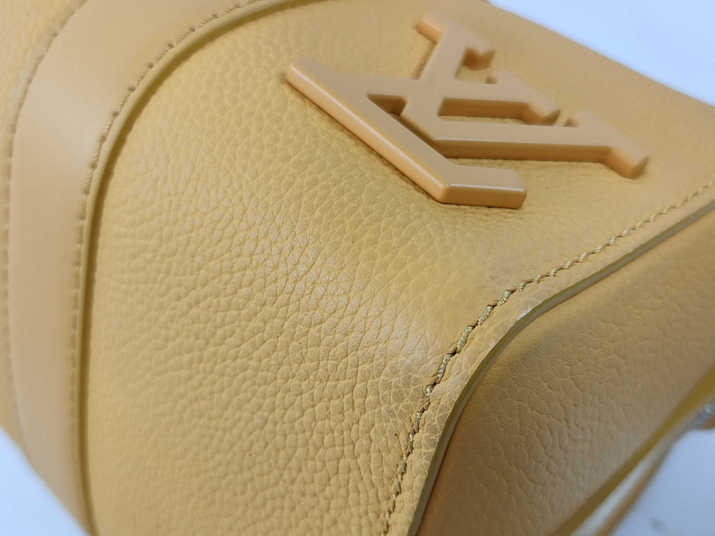 LOUIS VUITTON RFID Verified, Serial Number Unverifiable, Epi Louis Vuitton City Keepall Handbag