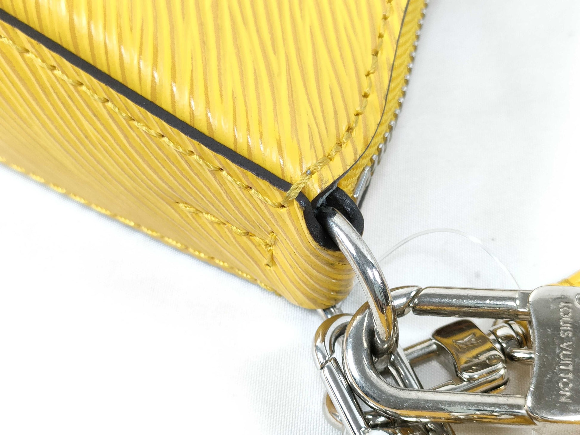 LOUIS VUITTON Epi Marel NM Handbag
