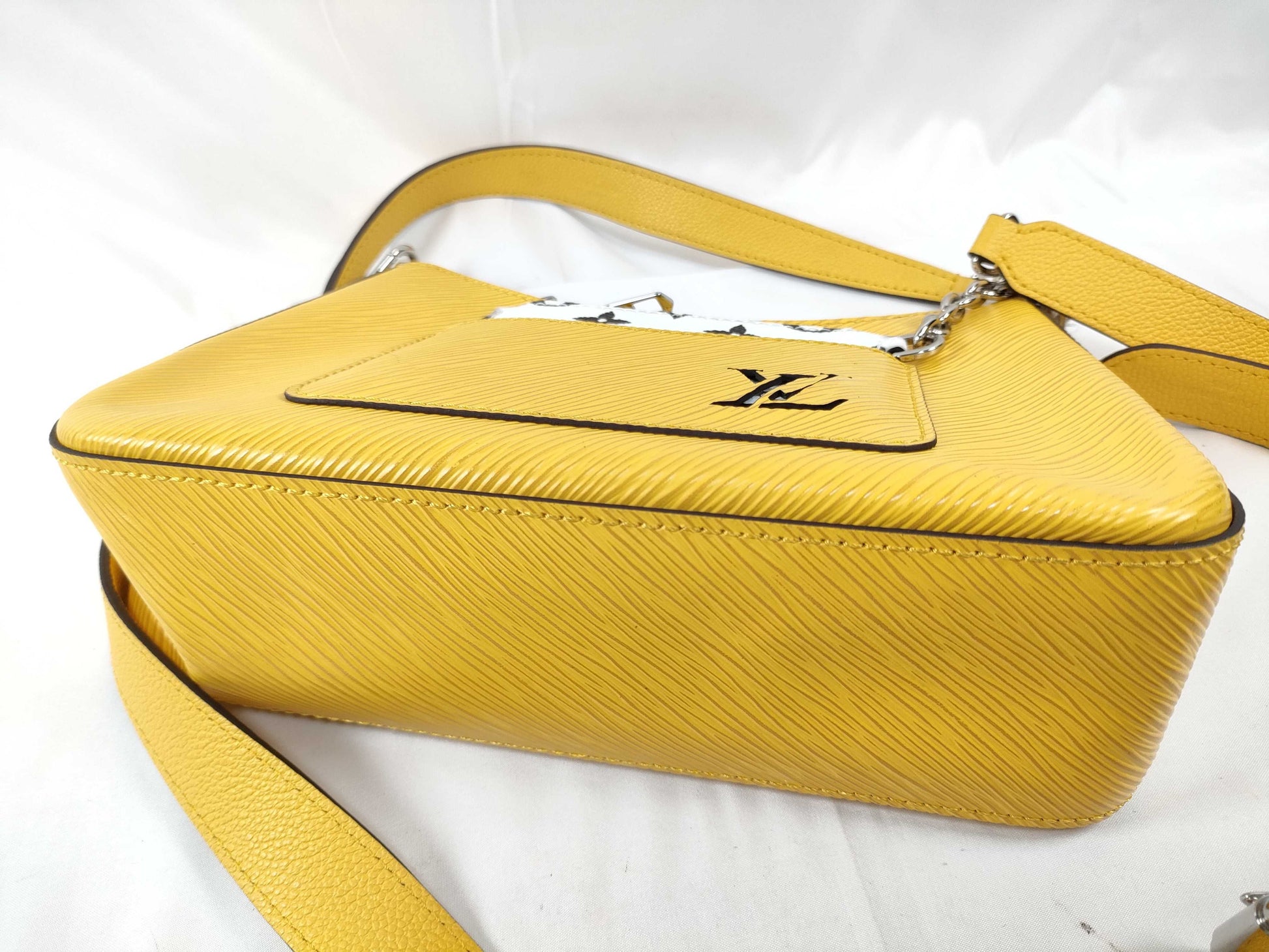LOUIS VUITTON Epi Marel NM Handbag