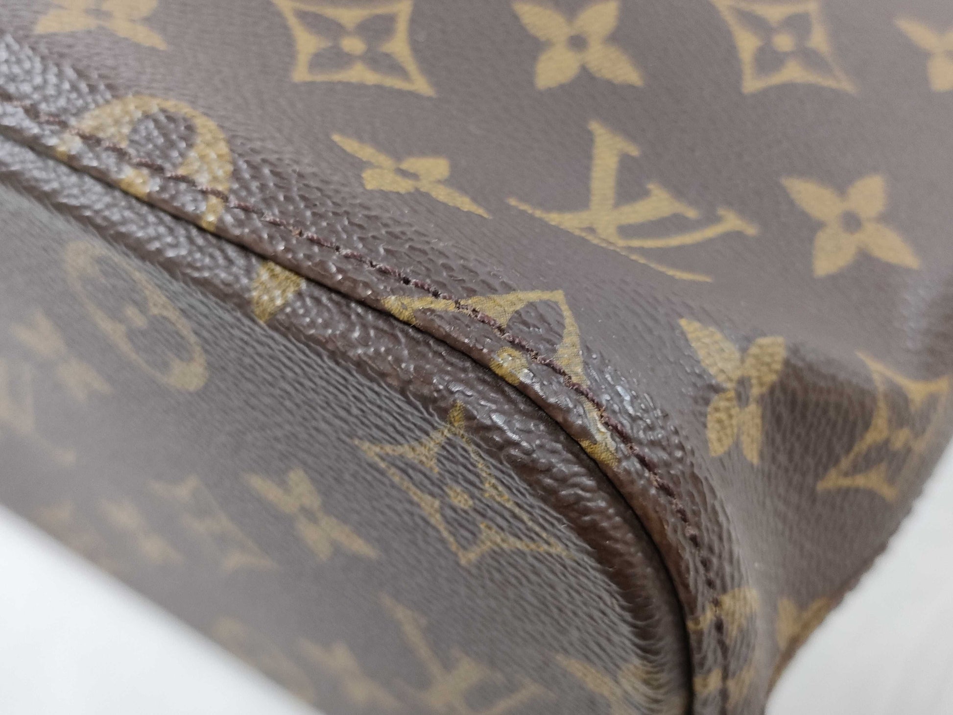 LOUIS VUITTON RFID Unverified SR 0042 Monogram LOUIS VUITTON Vavin GM Handbag
