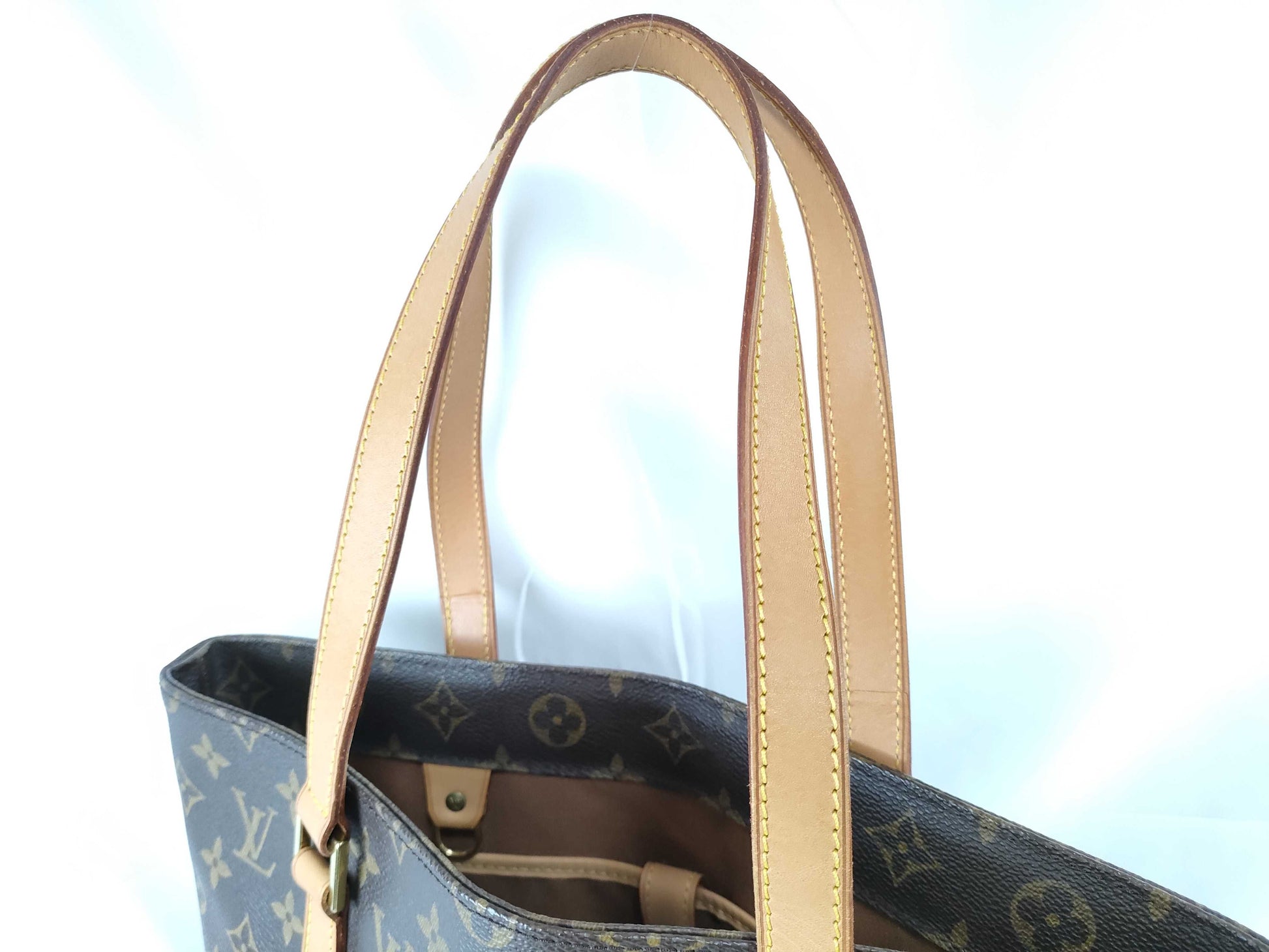 LOUIS VUITTON RFID Unverified SR 0042 Monogram LOUIS VUITTON Vavin GM Handbag