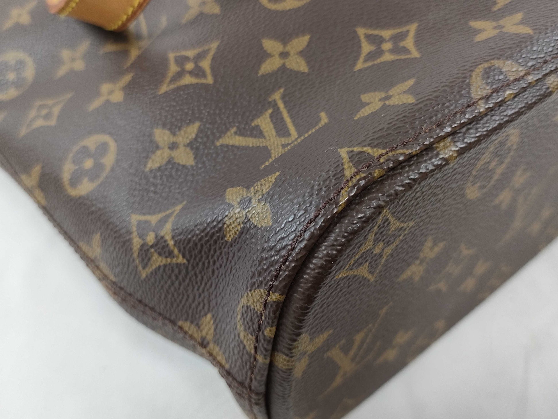 LOUIS VUITTON RFID Unverified SR 0042 Monogram LOUIS VUITTON Vavin GM Handbag