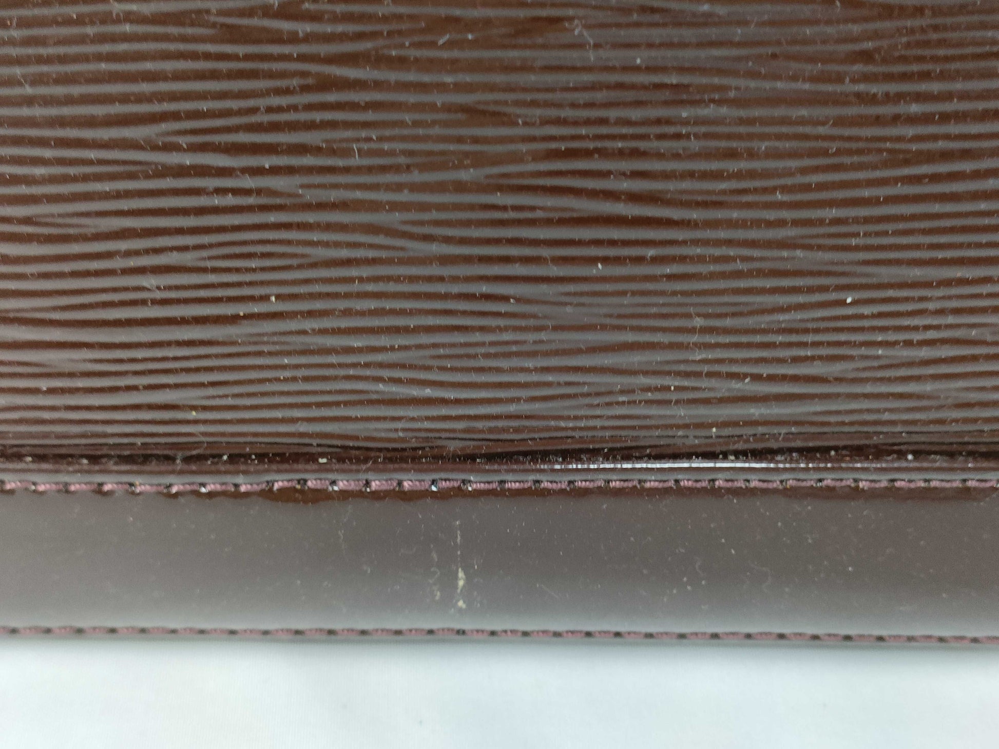LOUIS VUITTON RFID Unverifiable FL 2142 Epi Louis Vuitton Alma Handbag
