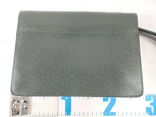LOUIS VUITTON RFID Unverified CA 0061 Taiga LOUIS VUITTON Selenga Second Bag