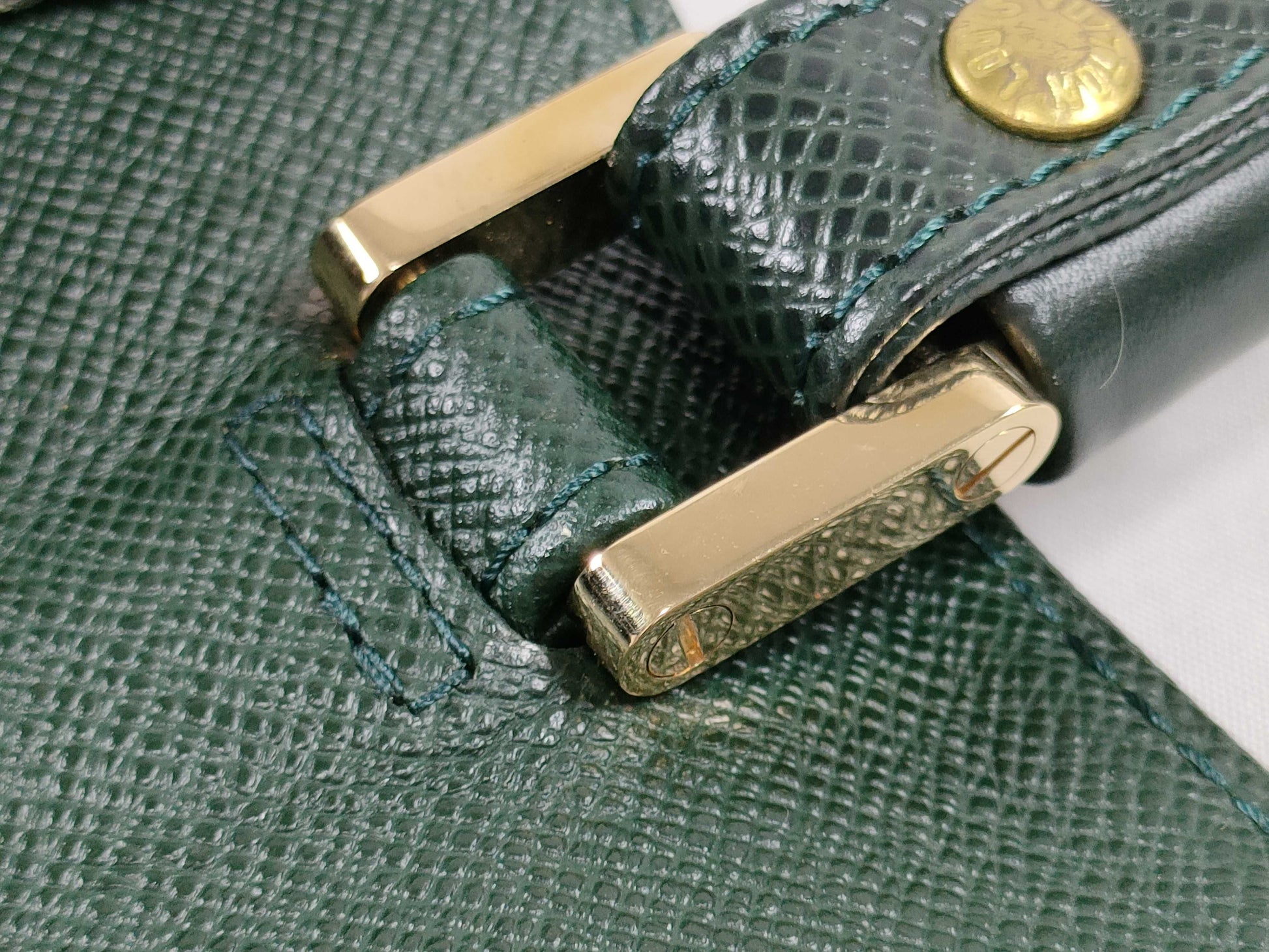LOUIS VUITTON RFID Unverified CA 0061 Taiga LOUIS VUITTON Selenga Second Bag