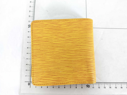 LOUIS VUITTON Unidentified Epi Louis Vuitton Porte-Bie Carte-Clés Wallet