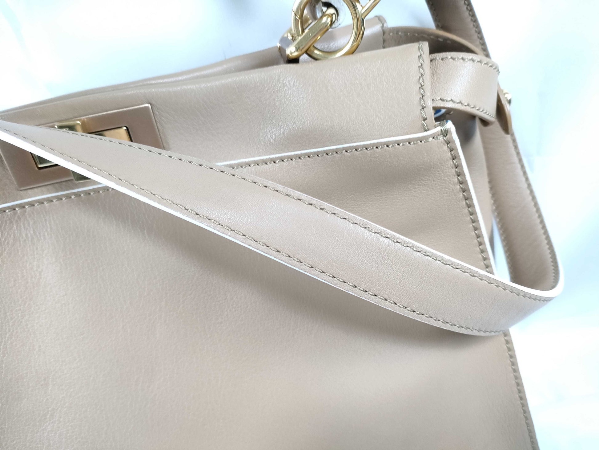 FENDI FENDI Peekaboo Large Handbag