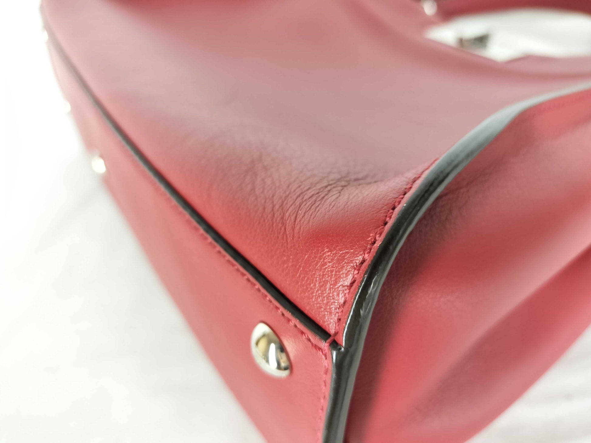 FENDI FENDI Peekaboo Medium Handbag
