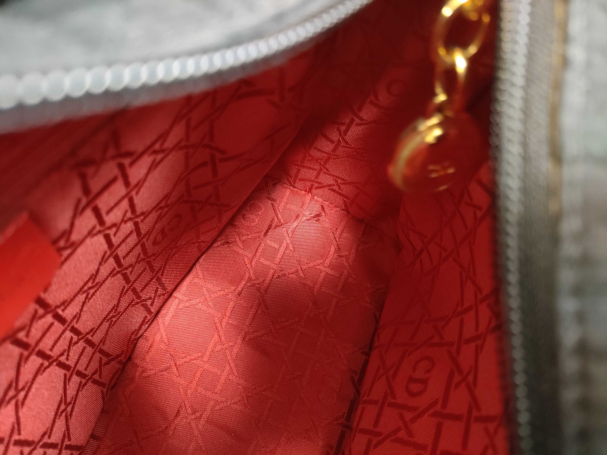 Dior Christian Dior Lady Dior Midi Handbag