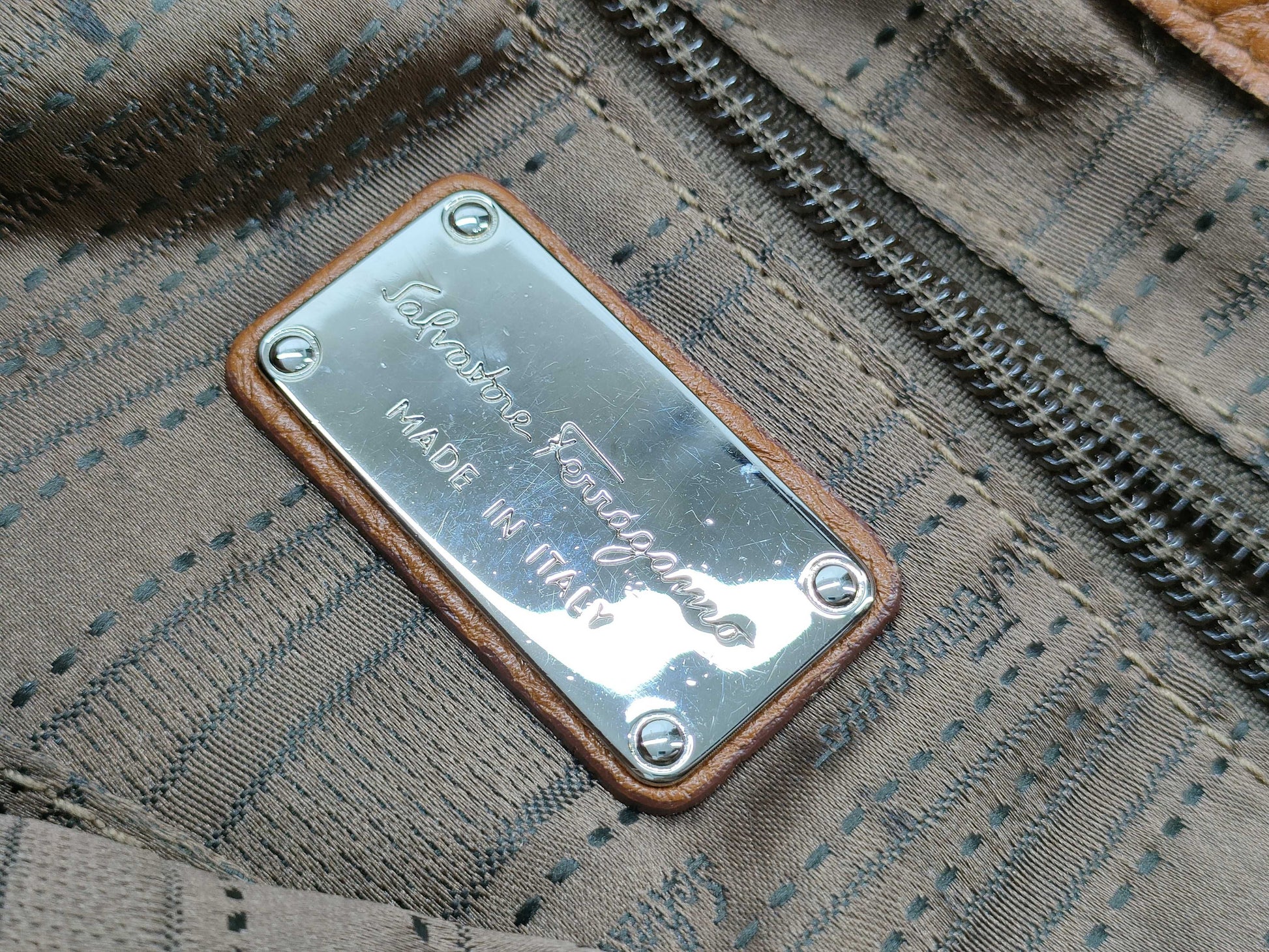 Salvatore Ferragamo Gancini Ferragamo Gancini Shoulder Bag