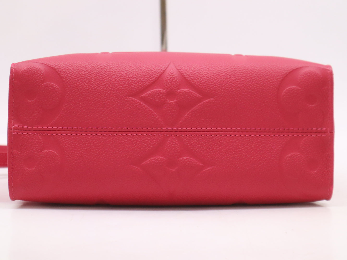 LOUIS VUITTON M45660 Empreinte On the Go PM Freesia Handbag RFID Verified