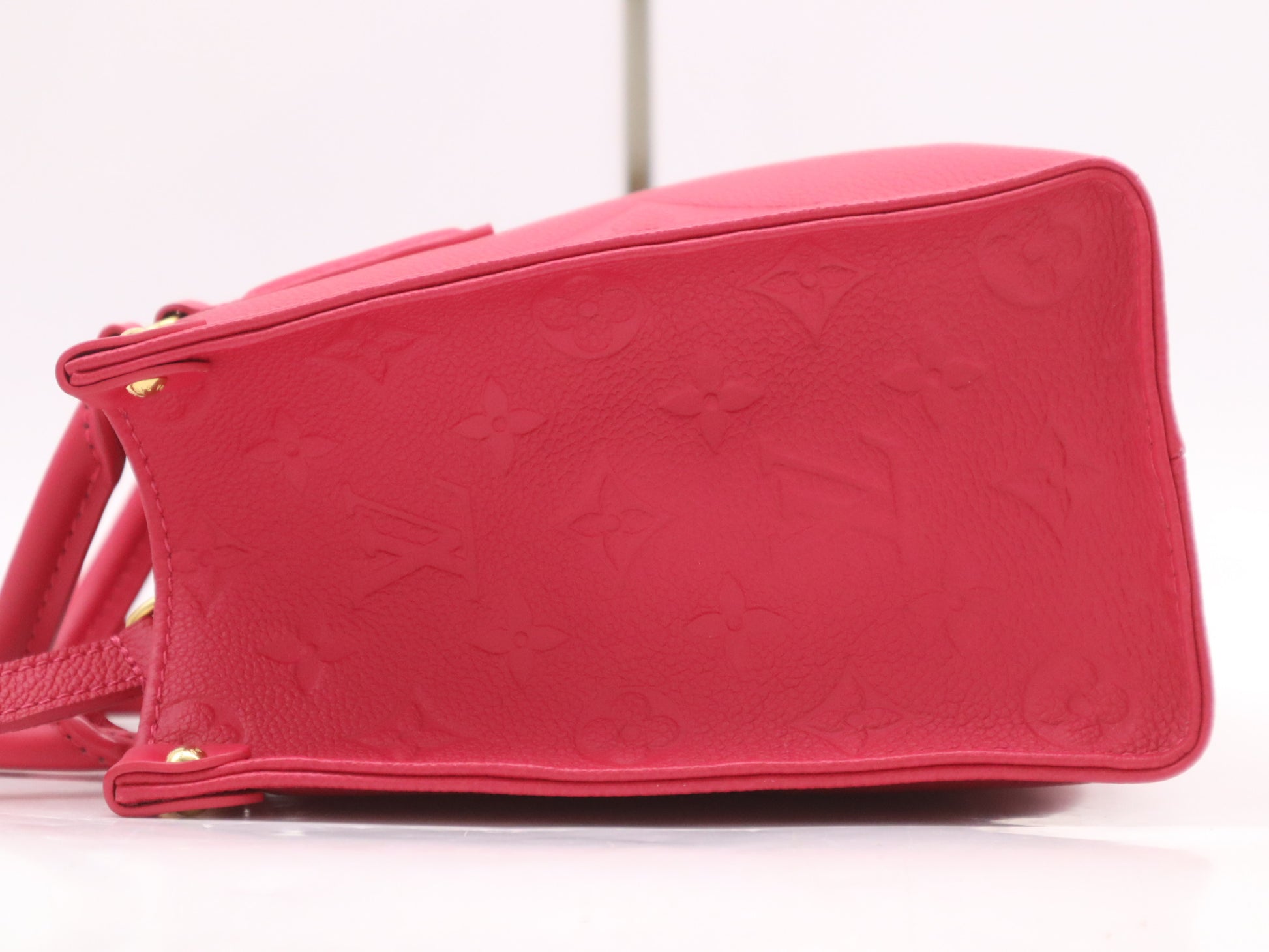 LOUIS VUITTON M45660 Empreinte On the Go PM Freesia Handbag RFID Verified