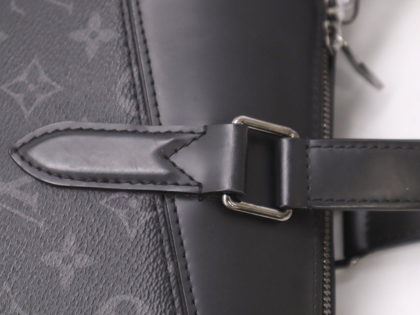 LOUIS VUITTON M40566 Eclipse Explorer Business Bag