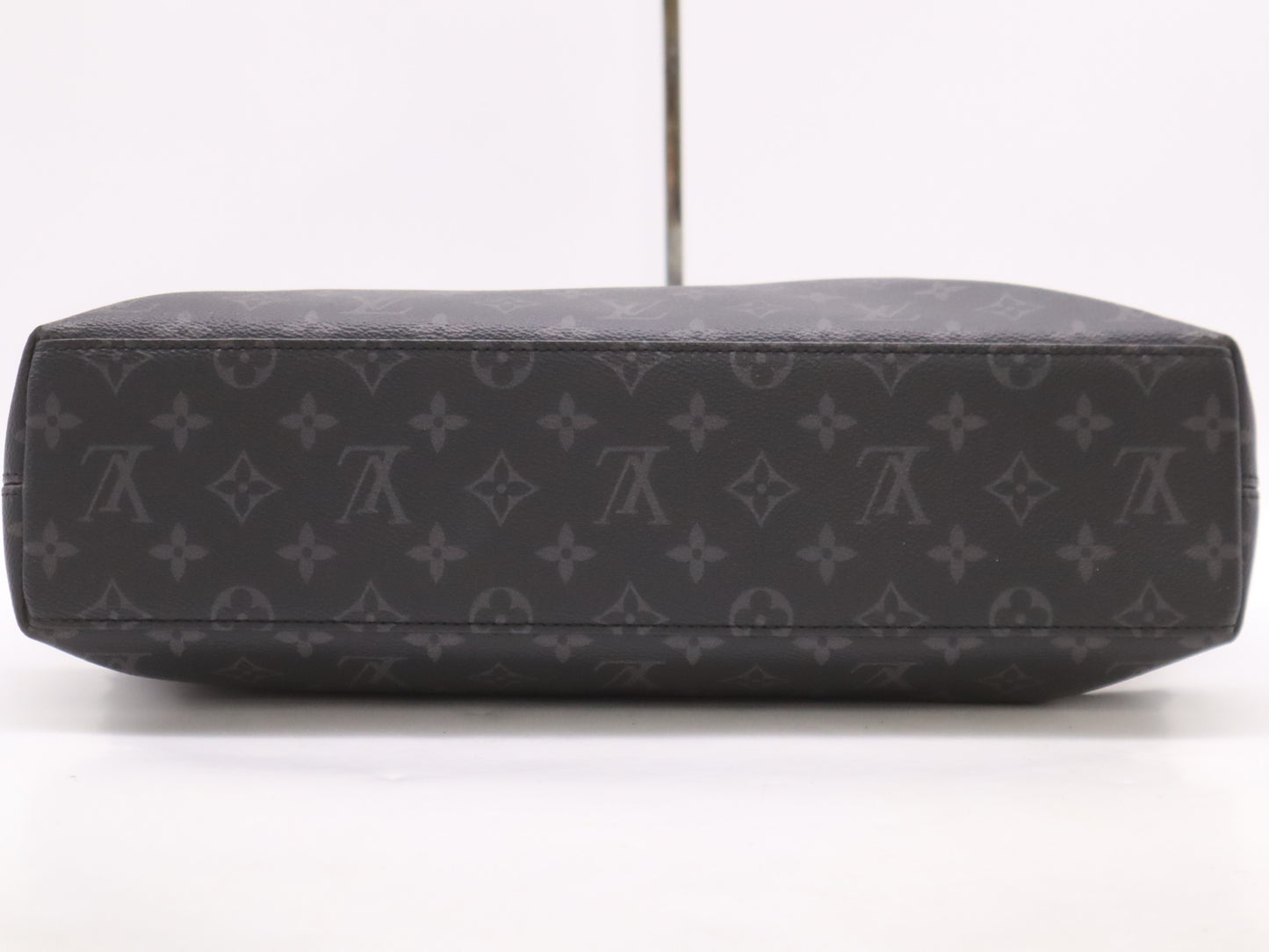 LOUIS VUITTON M40566 Eclipse Explorer Business Bag