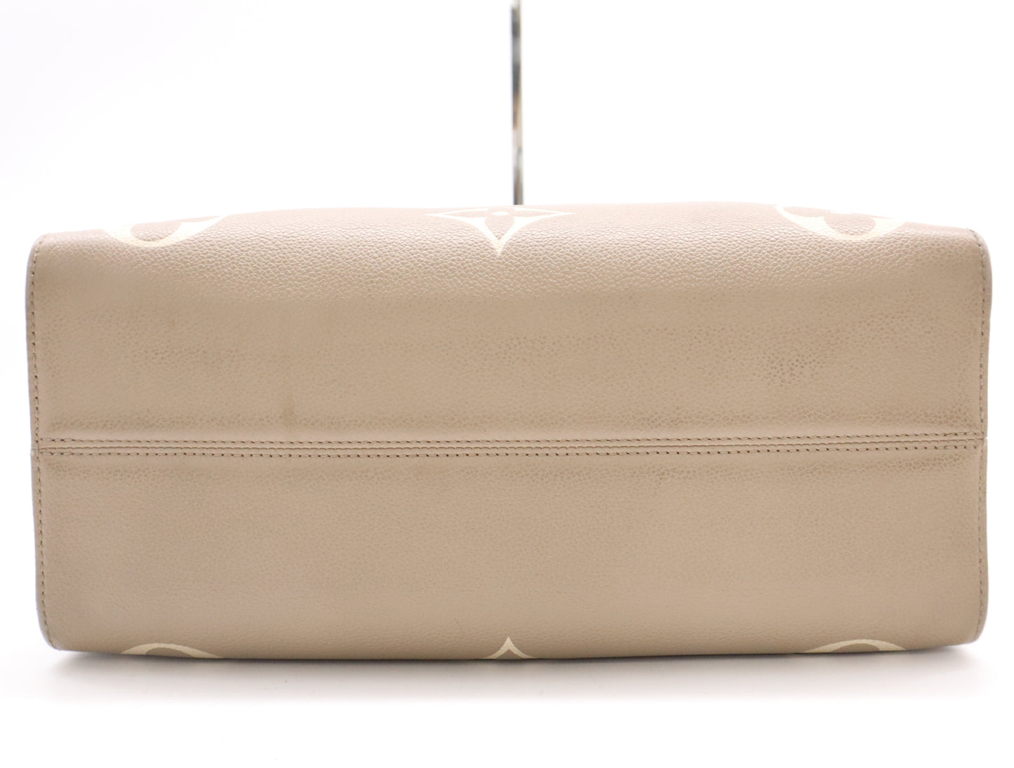 LOUIS VUITTON M45494 Empreinte Giant on the Go MM Tourterelle Creme Tote Bag