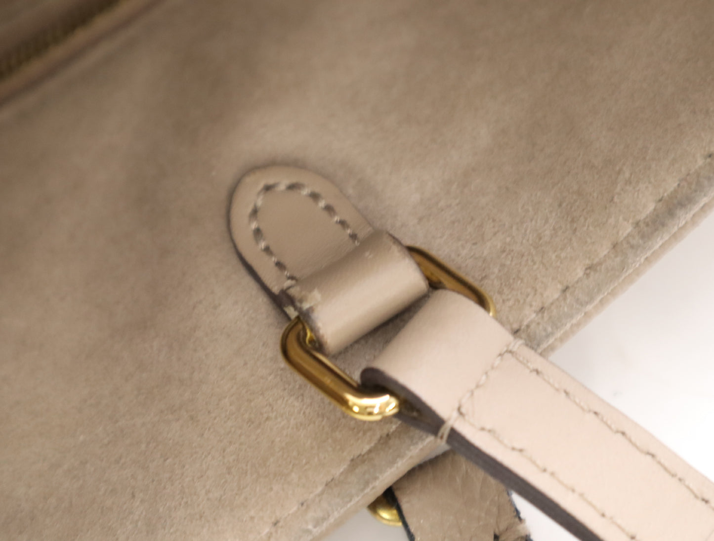 LOUIS VUITTON M45494 Empreinte Giant on the Go MM Tourterelle Creme Tote Bag