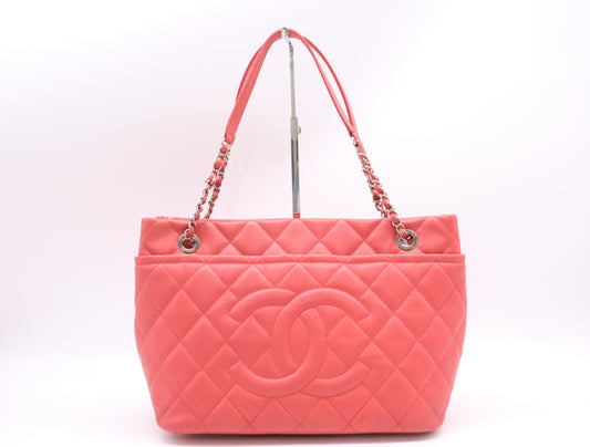 CHANEL Caviar Skin Matelasse Chain Tote Bag with Silver Hardware and Pink Seal 20329788 Shoulder Bag