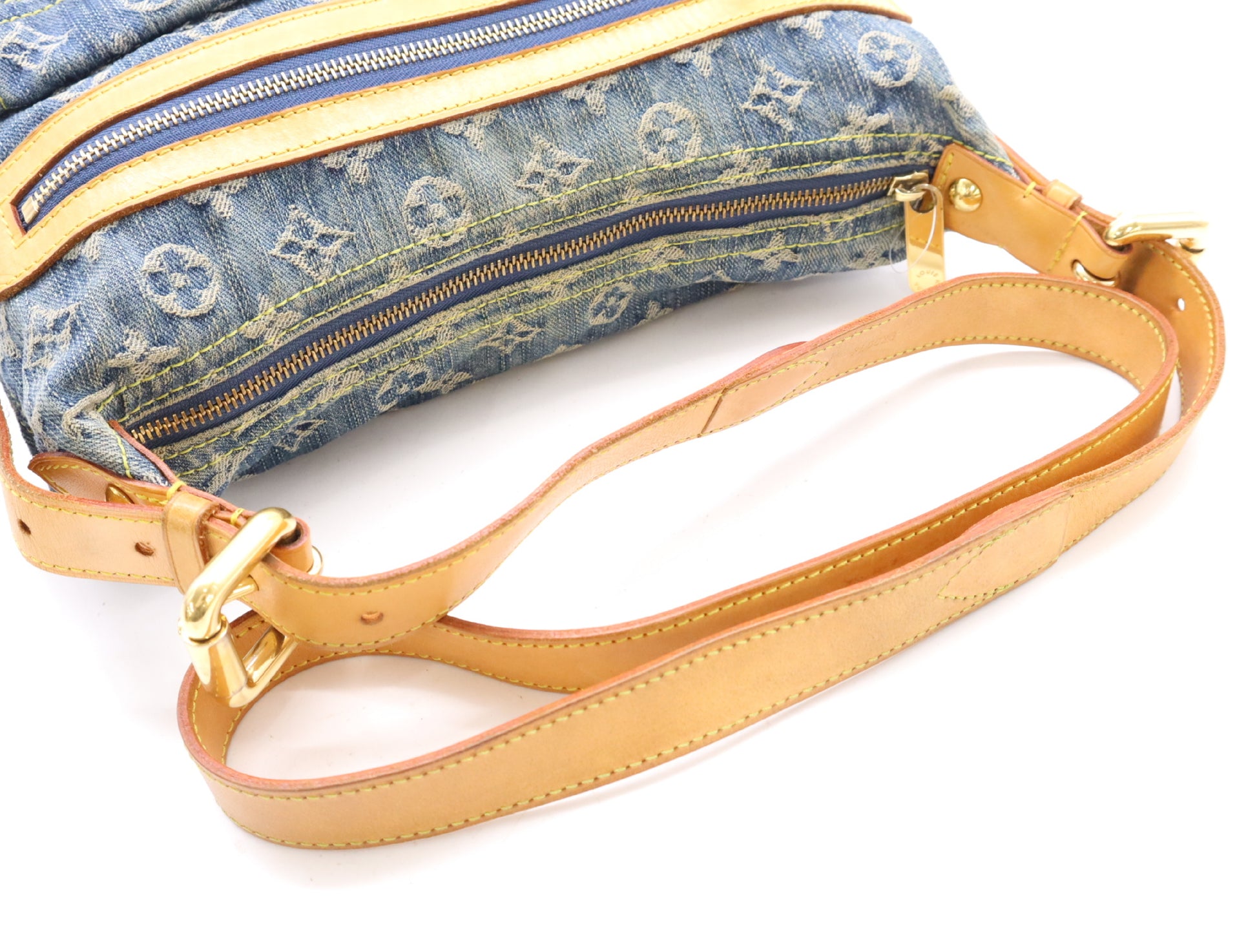 LOUIS VUITTON M95049 Denim Baggy PM Blue Shoulder Bag with Interchangeable Strap