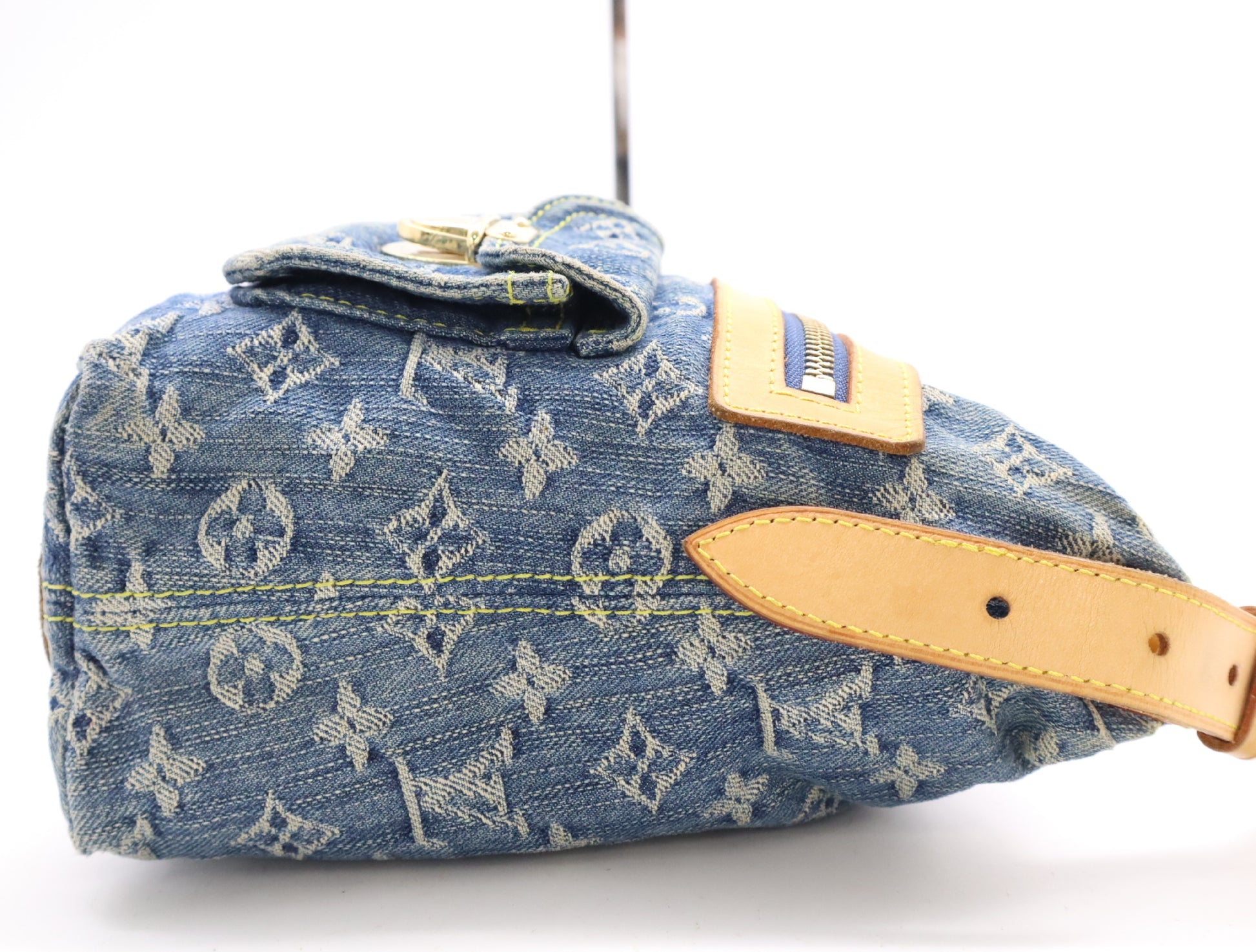 LOUIS VUITTON M95049 Denim Baggy PM Blue Shoulder Bag with Interchangeable Strap
