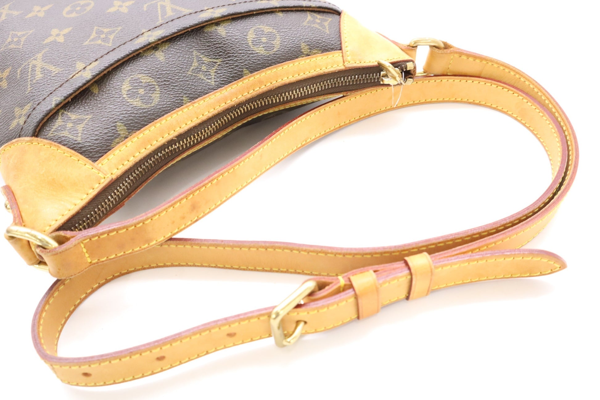 LOUIS VUITTON M56390 Monogram Odeon PM Shoulder Bag