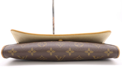 LOUIS VUITTON M51852 Monogram Pochette Twin GM Shoulder Bag