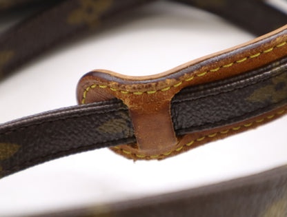 LOUIS VUITTON M51828 Monogram Marly Bandouliere Shoulder Bag
