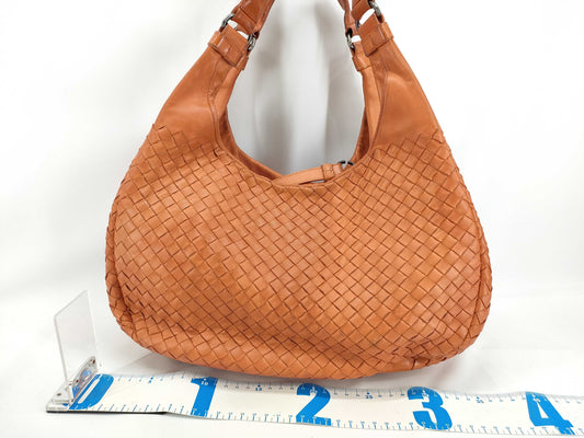 BOTTEGA VENETA Intrecciato Campana Tote Bag