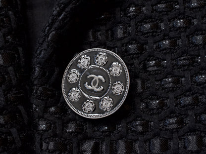 CHANEL 16C Black Tweed Jacket 42 Runway Jacket